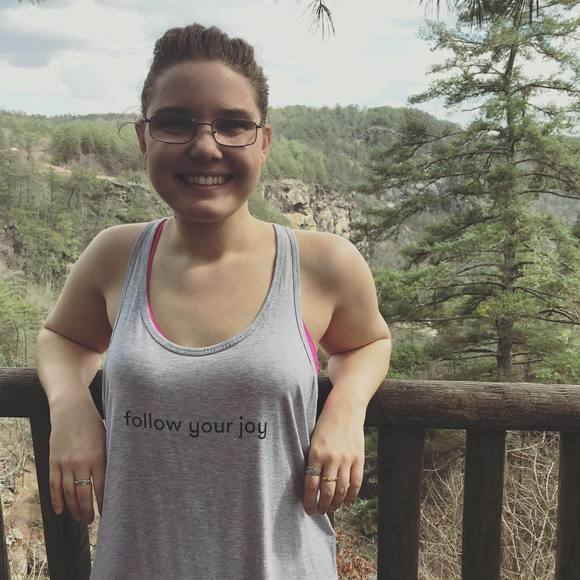 Meet your Posher, Abby - Picture 1 of 1